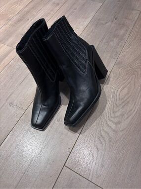 Black Leather Block Heel Ankle Boots